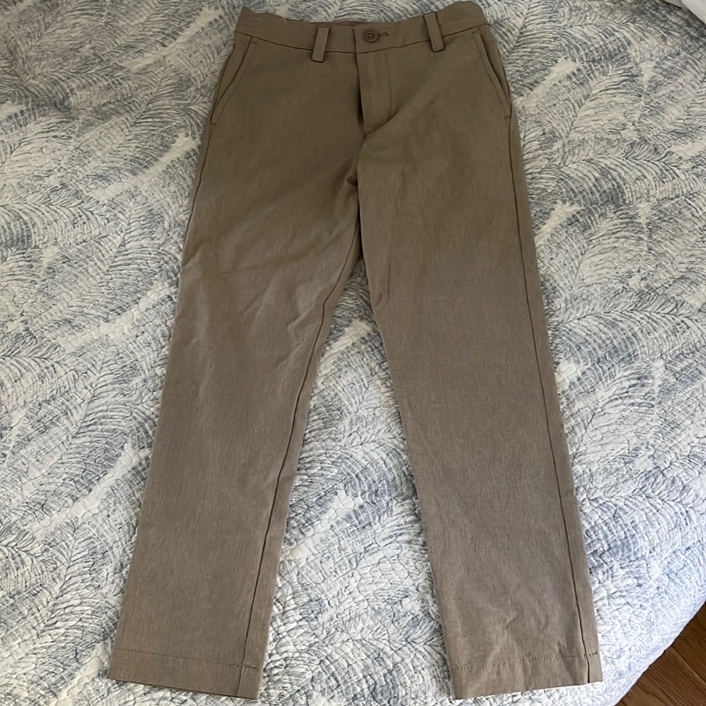 Vineyard vines boys performance breaker pants